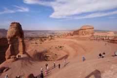 Delicate Arch mit vielen anderen Touristen!