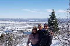 wandern in den Bergen vor Denvers Skyline