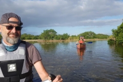 auf Paddeltour in den Mangroven