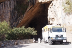 der Dicke vor der Grotta di San Giovanni